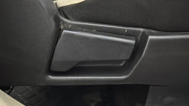 View Renault Triber Image 19 Used Renault Triber Image 19