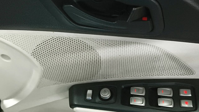 View Mahindra XUV300 Image 32 Used Mahindra XUV300 Image 32
