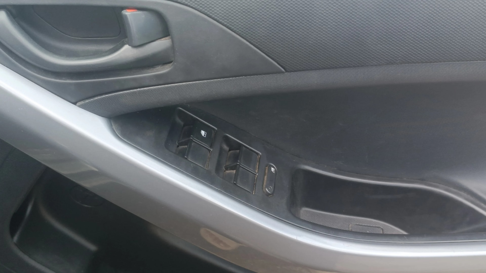 View 2021 Tata Nexon Revotron XE Image 33 Used 2021 Tata Nexon Revotron XE Image 33