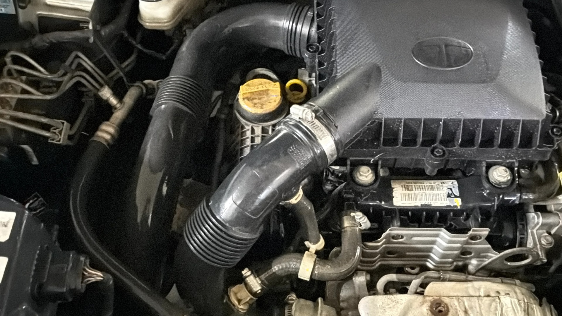 View 2021 Tata Nexon Revotron XE Image 3 Used 2021 Tata Nexon Revotron XE Image 3