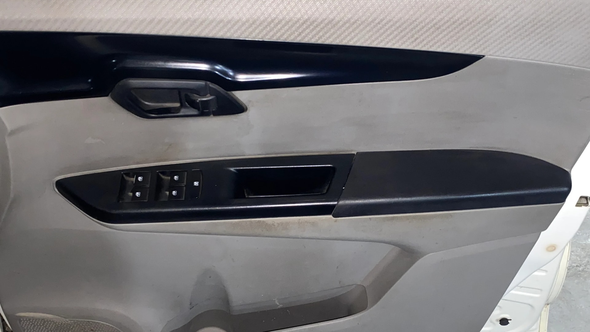 Used 2017 Mahindra KUV100 Used 2017 Mahindra KUV100