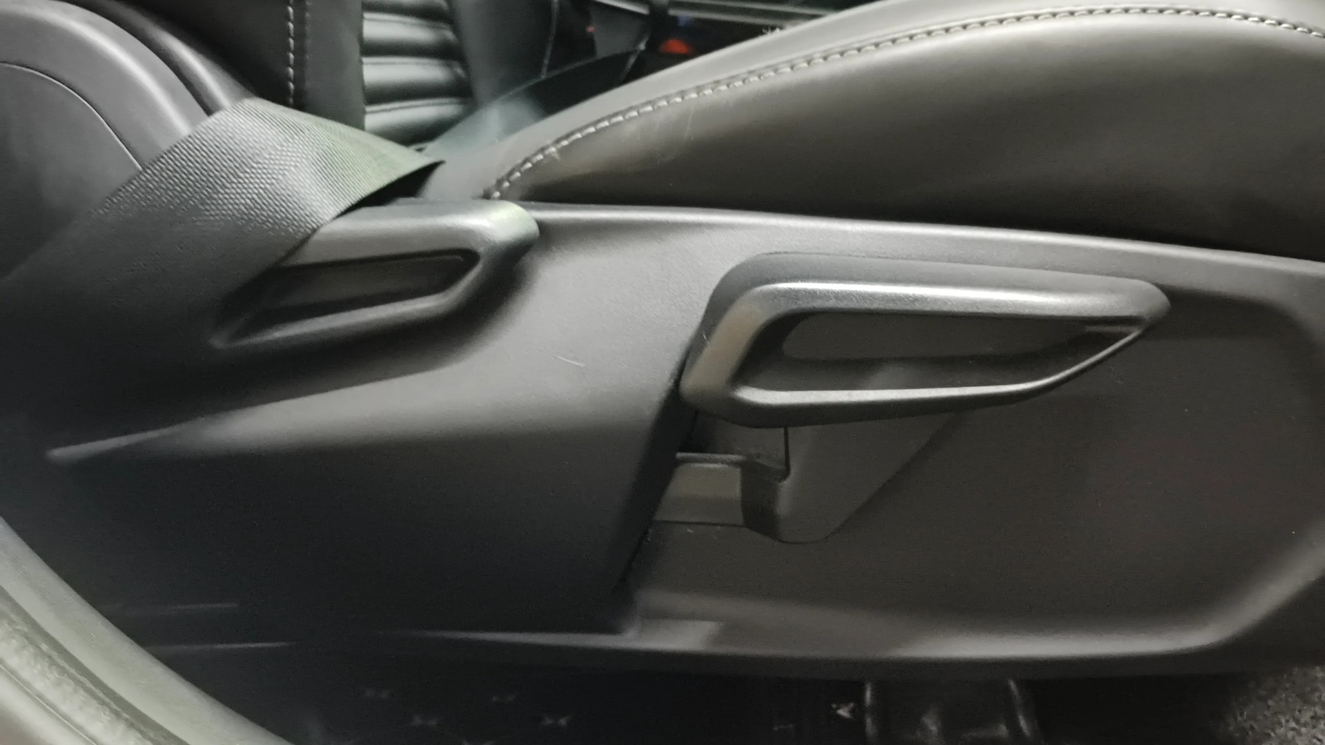 View 2025 Tata Nexon Creative 1.2 iCNG Image 11 Used 2025 Tata Nexon Creative 1.2 iCNG Image 11