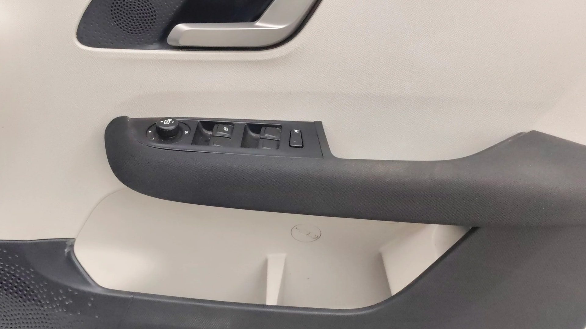 Used 2025 Tata Altroz Used 2025 Tata Altroz