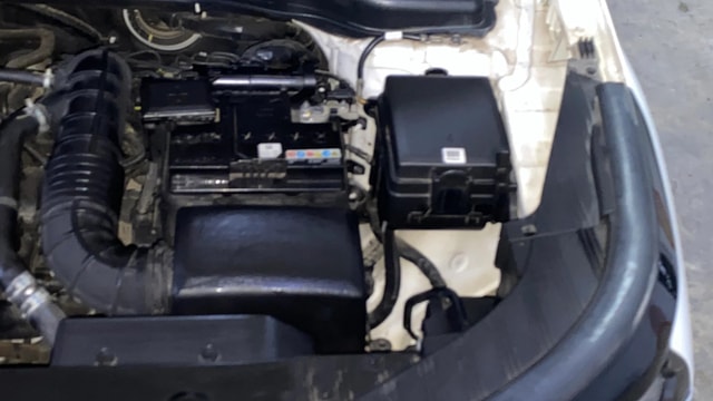 View Kia Carens Image 30 Used Kia Carens Image 30