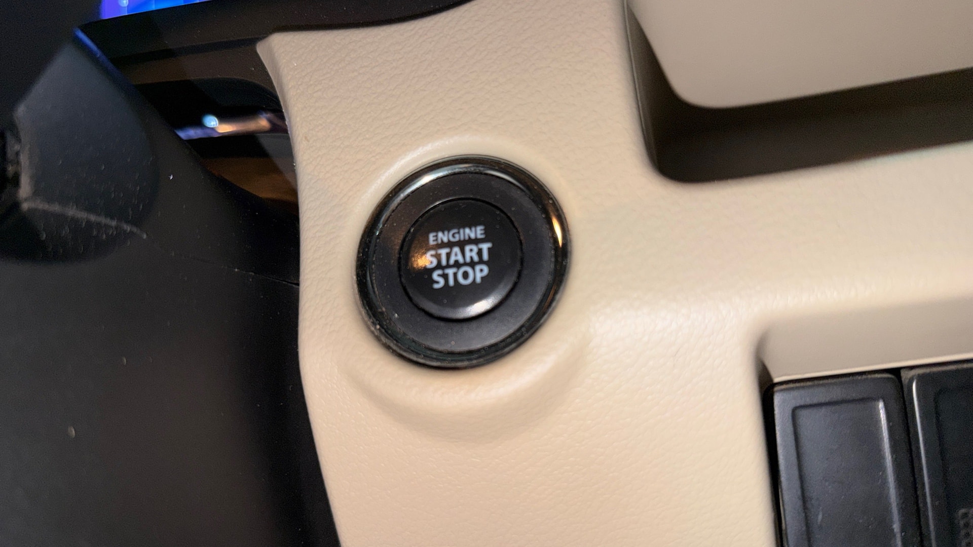 View 2019 Maruti Suzuki 1000 Base Variant Image 35 Used 2019 Maruti Suzuki 1000 Base Variant Image 35