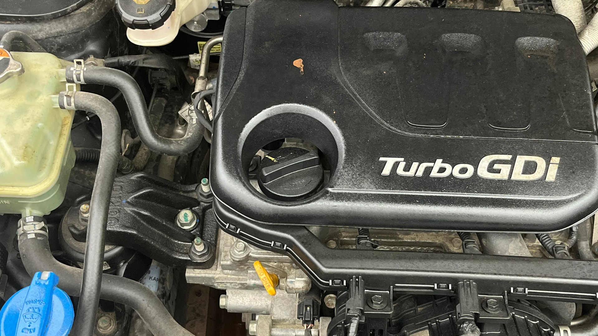 View 2020 Kia Sonet HTX iMT Petrol Image 24 Used 2020 Kia Sonet HTX iMT Petrol Image 24