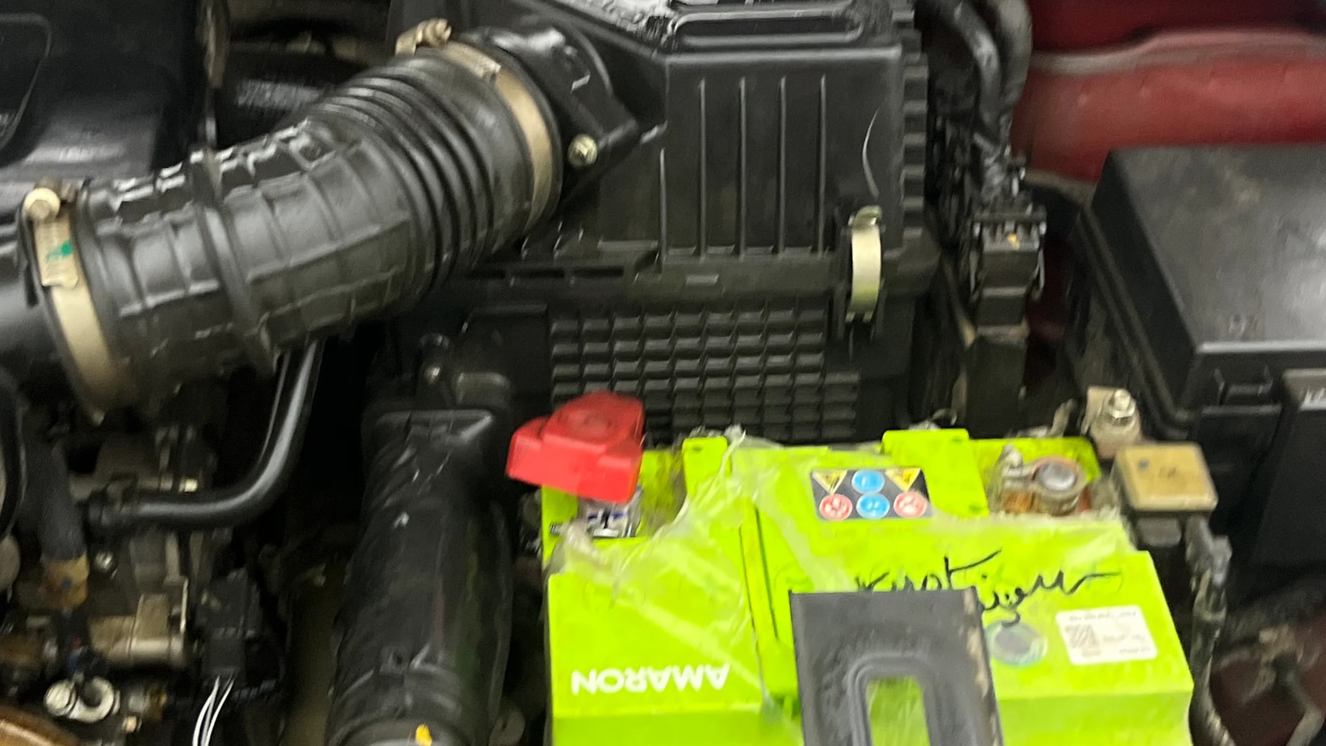 Used 2022 Mahindra XUV300 Used 2022 Mahindra XUV300