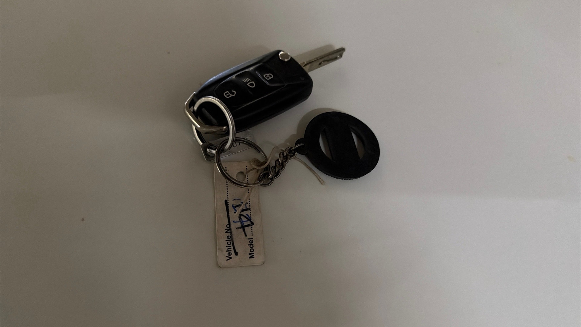 View 2021 Tata Tiago Revotorq XB Image 25 Used 2021 Tata Tiago Revotorq XB Image 25