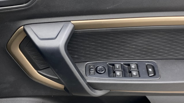 View Renault Kiger Image 38 Used Renault Kiger Image 38