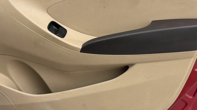 View Hyundai EON Image 32 Used Hyundai EON Image 32