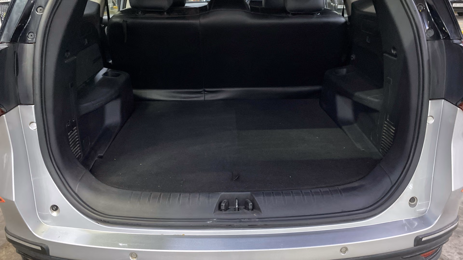 Used 2022 Mahindra XUV700 Used 2022 Mahindra XUV700
