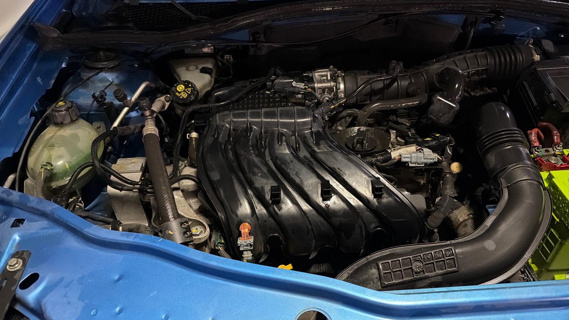 View 2019 Renault Duster Petrol RXS(O) CVT Image 3 Used 2019 Renault Duster Petrol RXS(O) CVT Image 3
