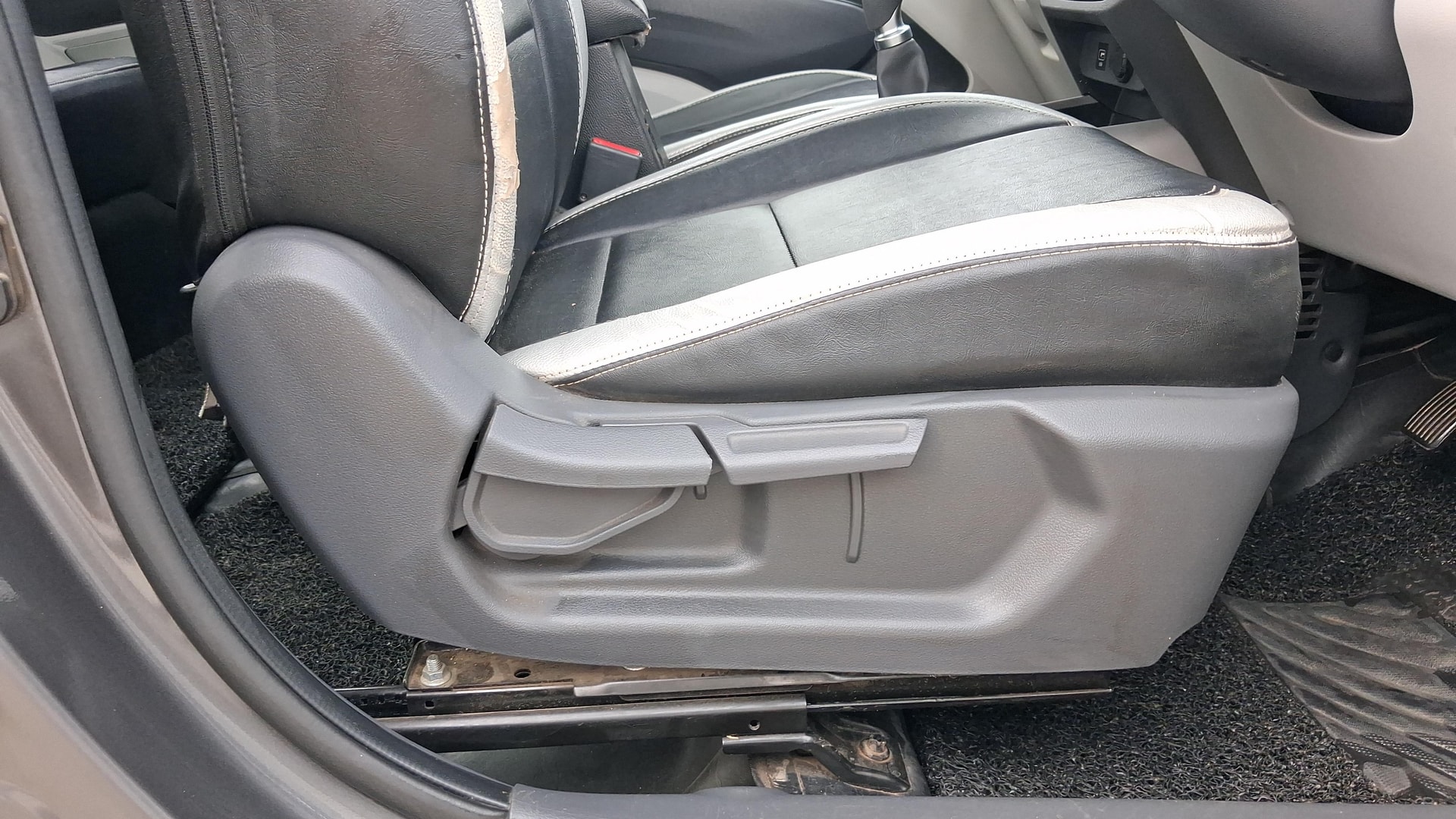 View 2022 Hyundai Grand i10 Nios Sportz CNG Image 19 Used 2022 Hyundai Grand i10 Nios Sportz CNG Image 19