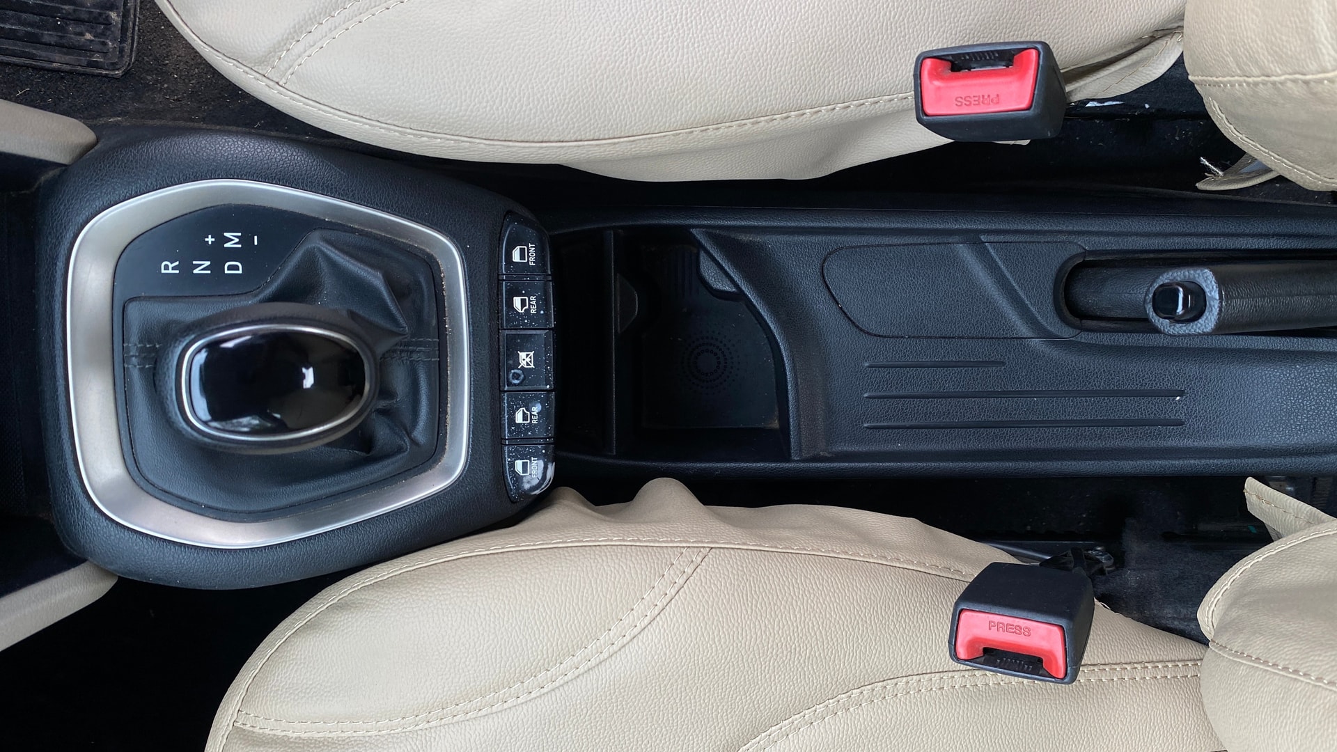 View 2020 Hyundai New Santro Sportz AMT Image 38 Used 2020 Hyundai New Santro Sportz AMT Image 38