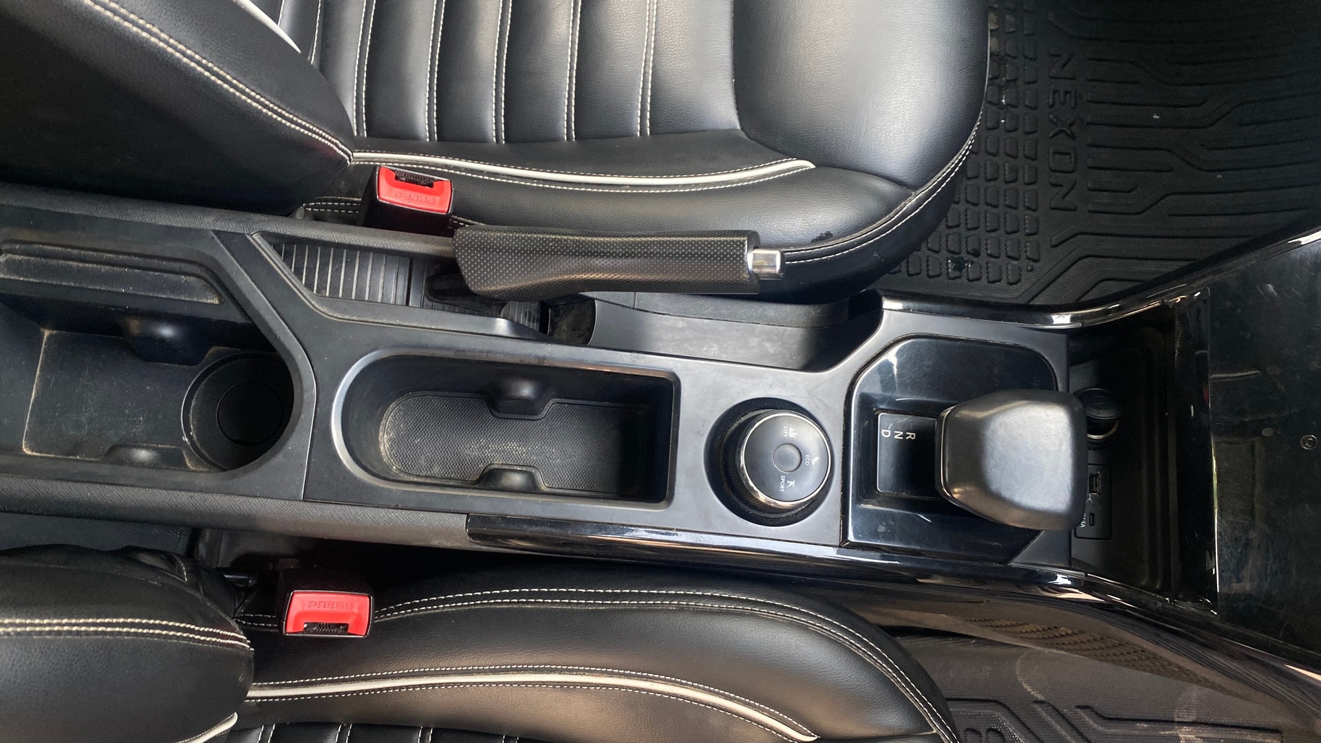 View 2024 Tata Nexon Revotron XE Image 40 Used 2024 Tata Nexon Revotron XE Image 40