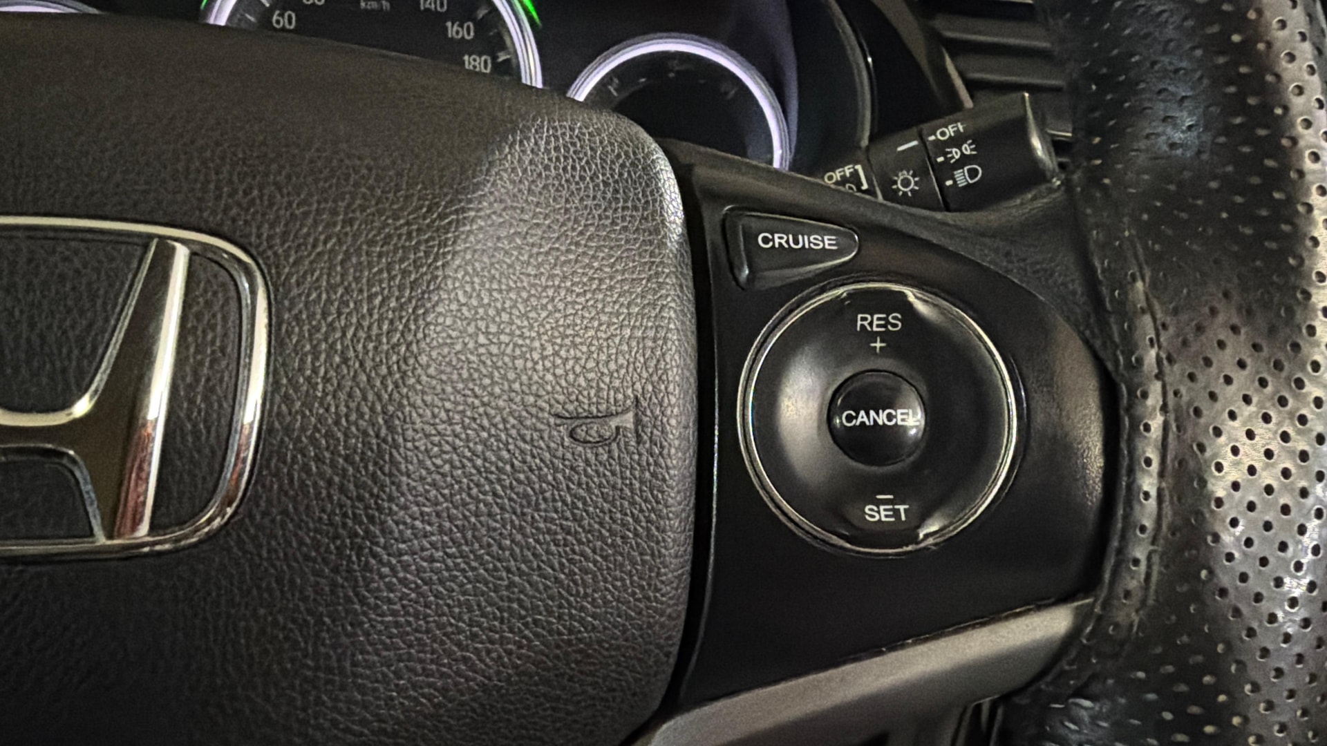 View 2021 Honda City ZX MT Diesel Anniversary Edition Image 3 Used 2021 Honda City ZX MT Diesel Anniversary Edition Image 3