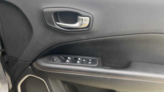 View Jeep Compass Image 32 Used Jeep Compass Image 32