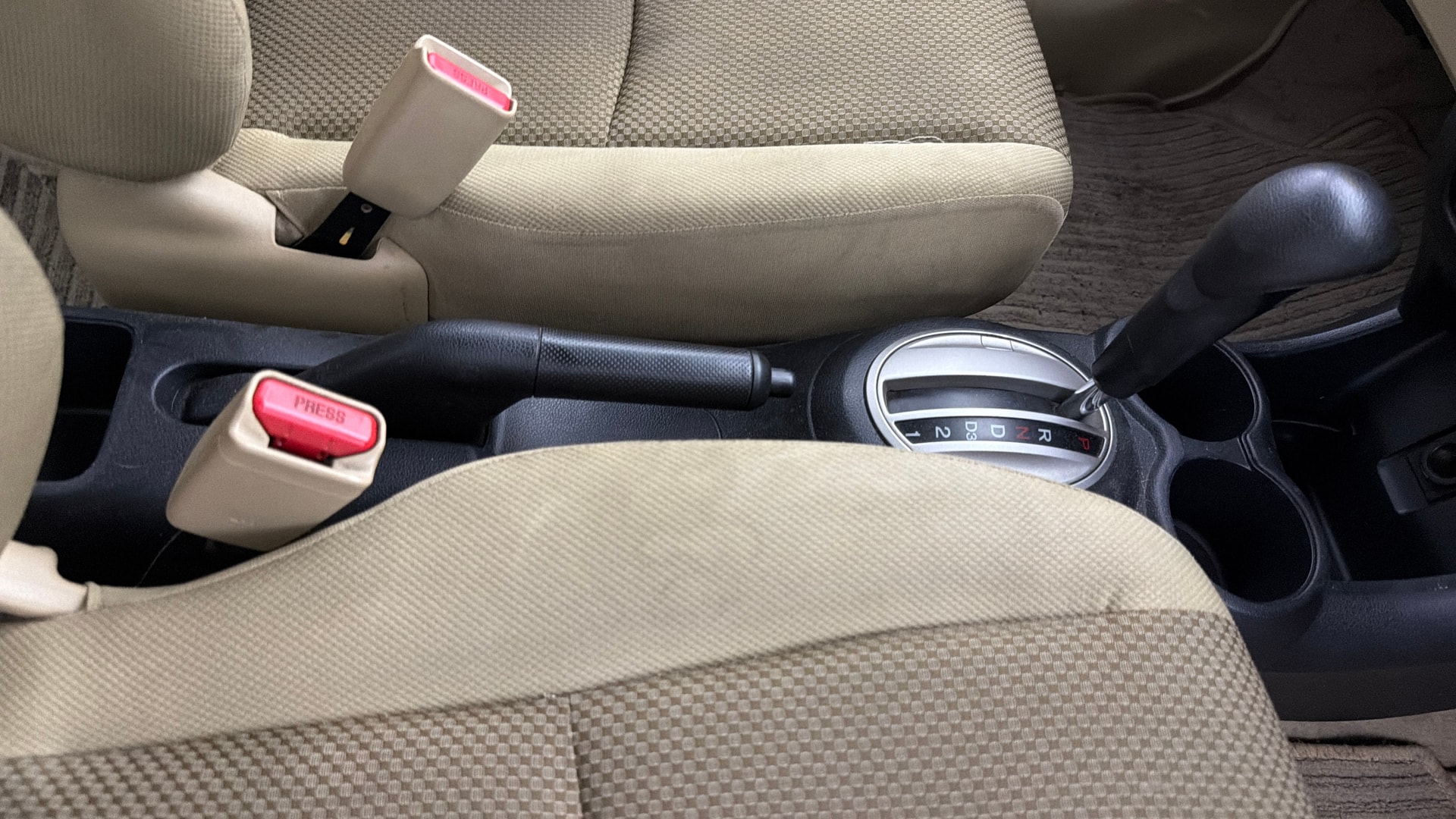 View 2015 Honda Brio VX AT Petrol Image 38 Used 2015 Honda Brio VX AT Petrol Image 38