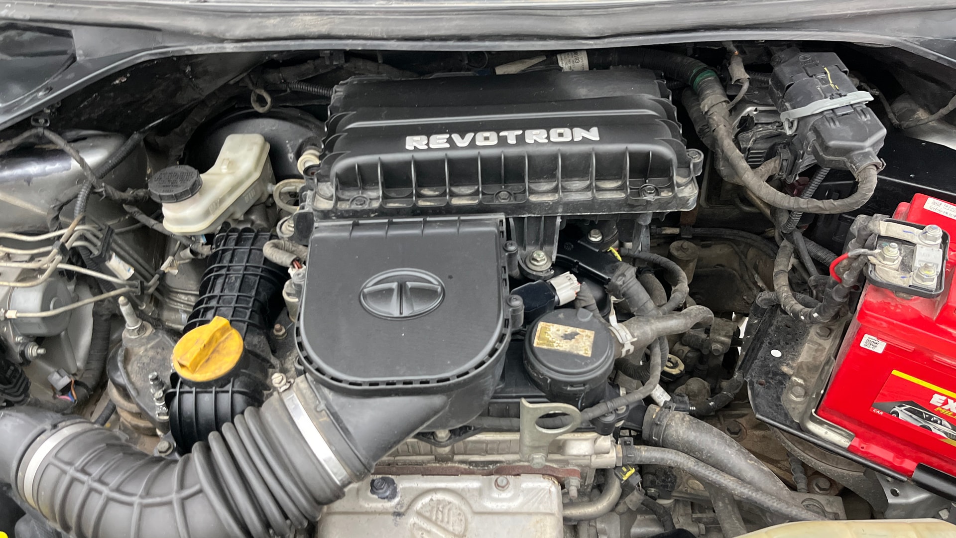 View 2018 Tata Tigor XT Petrol Image 41 Used 2018 Tata Tigor XT Petrol Image 41