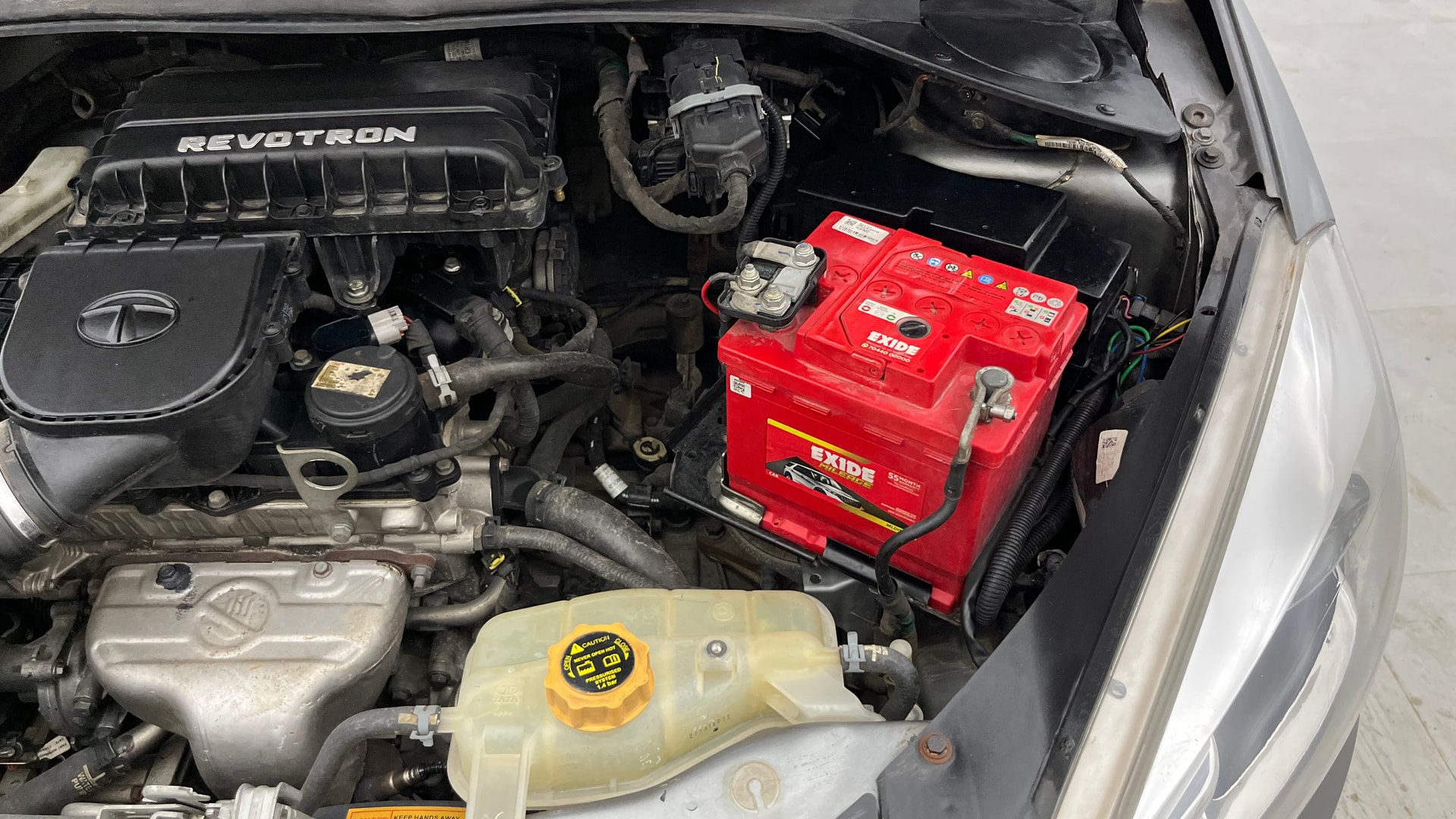 View 2018 Tata Tigor XT Petrol Image 13 Used 2018 Tata Tigor XT Petrol Image 13