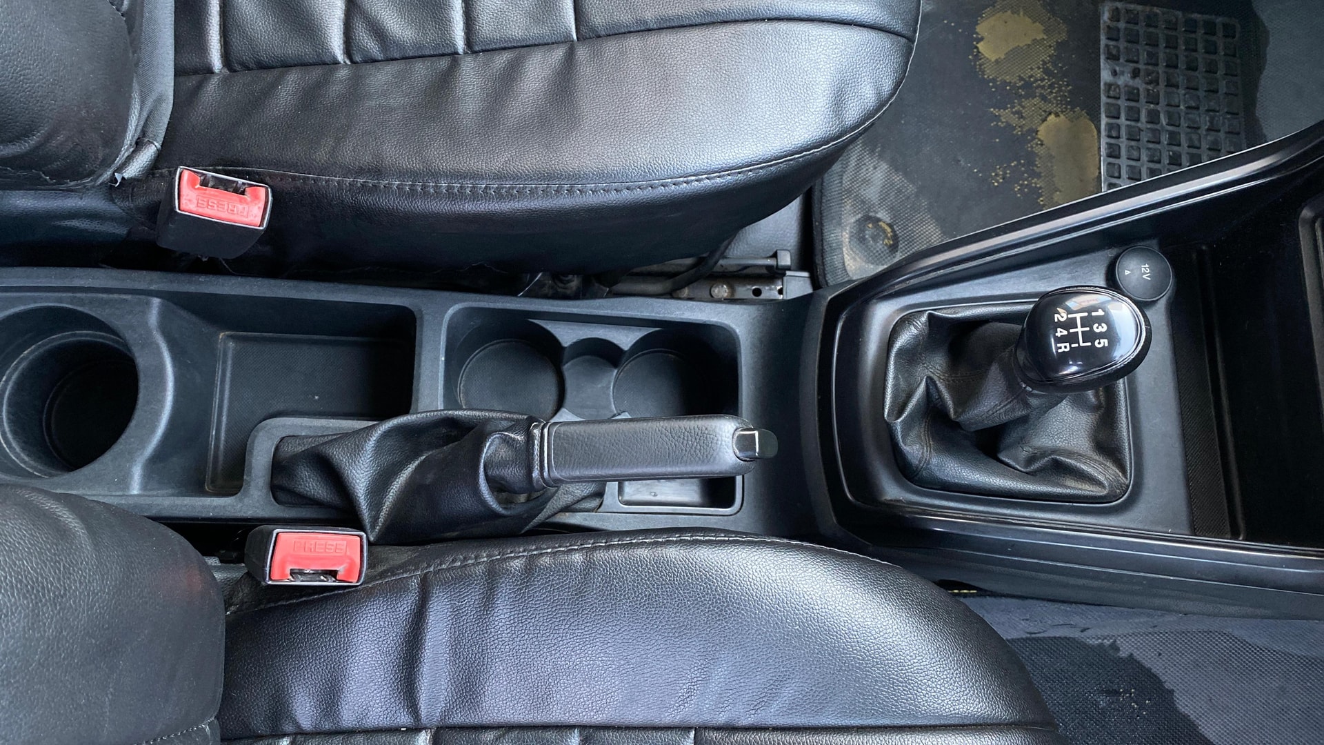 View 2020 Ford EcoSport 1.5 TDCi Diesel Ambiente BS IV Image 37 Used 2020 Ford EcoSport 1.5 TDCi Diesel Ambiente BS IV Image 37