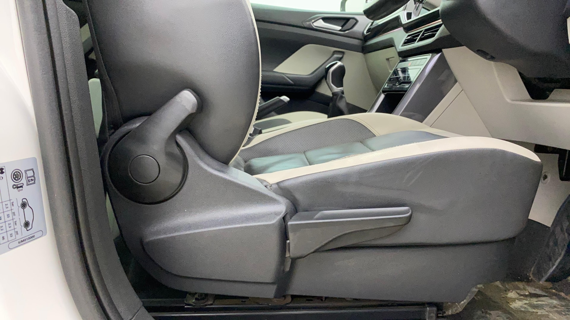 Used 2022 Volkswagen Taigun Used 2022 Volkswagen Taigun
