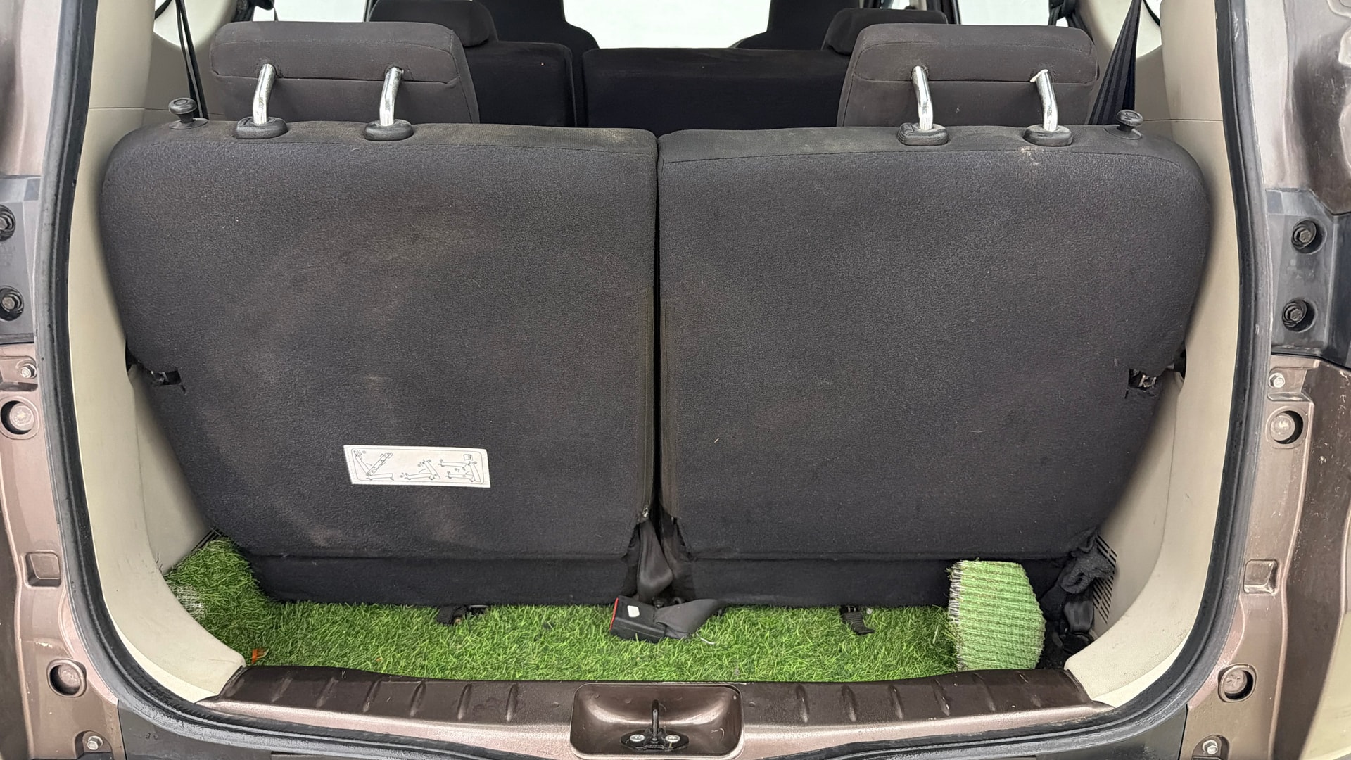 Used 2024 Renault Triber Used 2024 Renault Triber