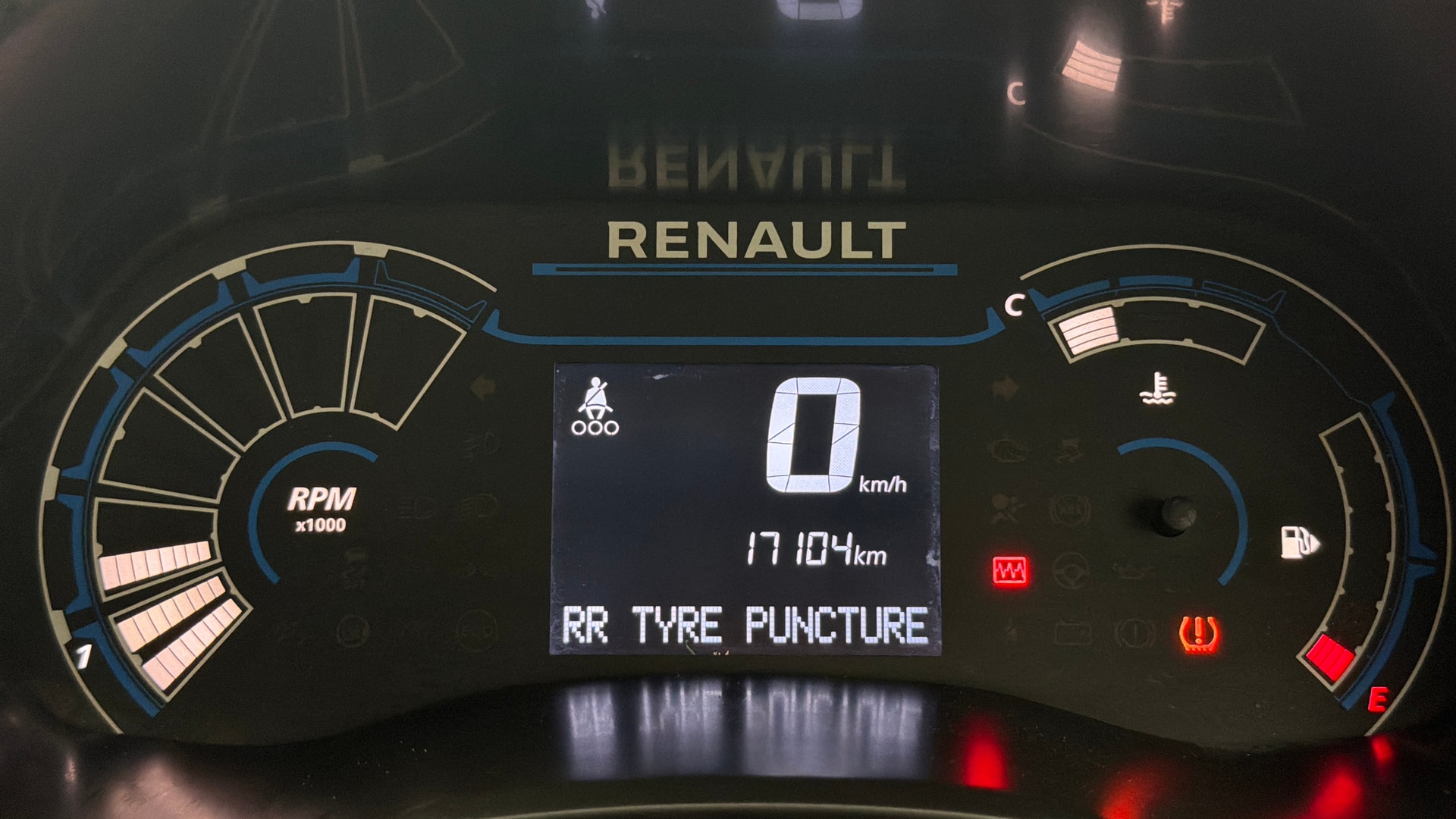 Used 2024 Renault Triber Used 2024 Renault Triber