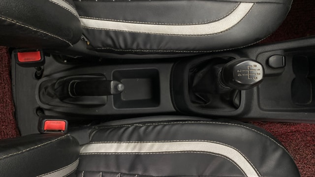 View Renault Kwid Image 37 Used Renault Kwid Image 37