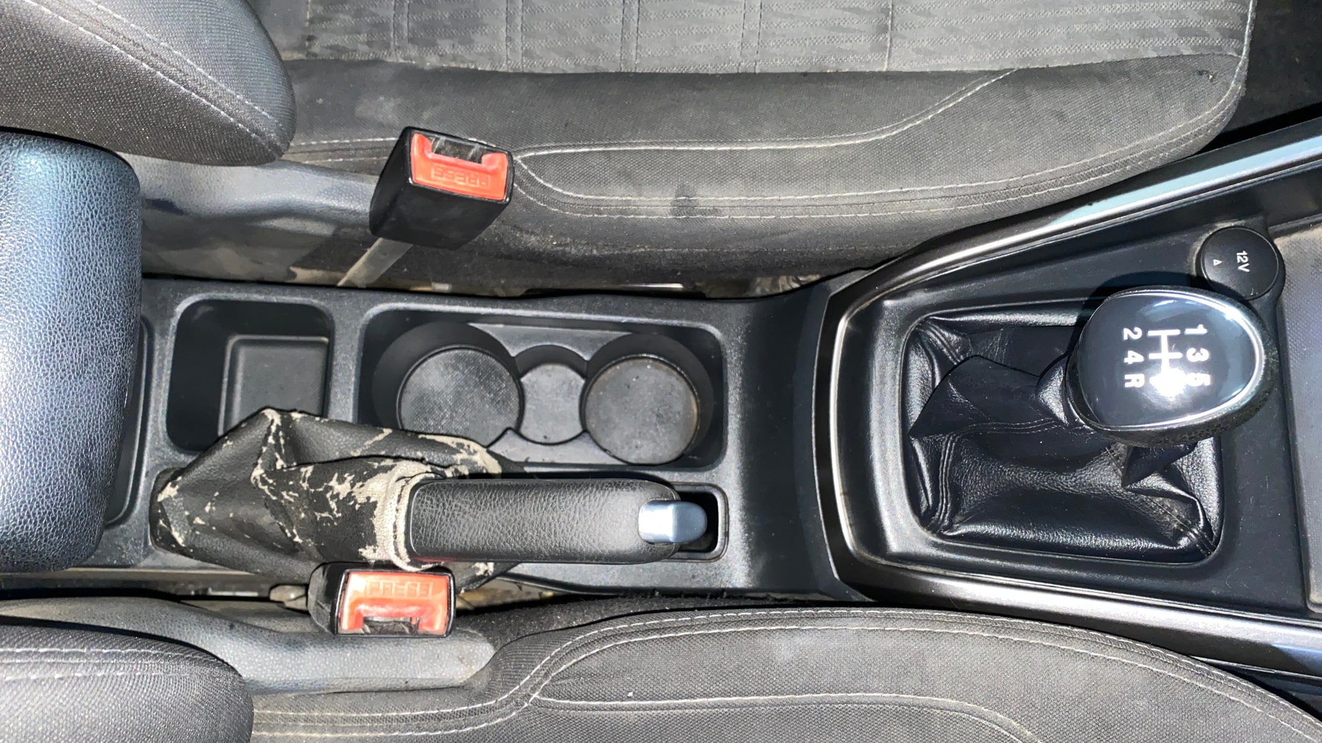 View 2018 Ford EcoSport 1.5 TDCi Diesel Ambiente BS IV Image 41 Used 2018 Ford EcoSport 1.5 TDCi Diesel Ambiente BS IV Image 41