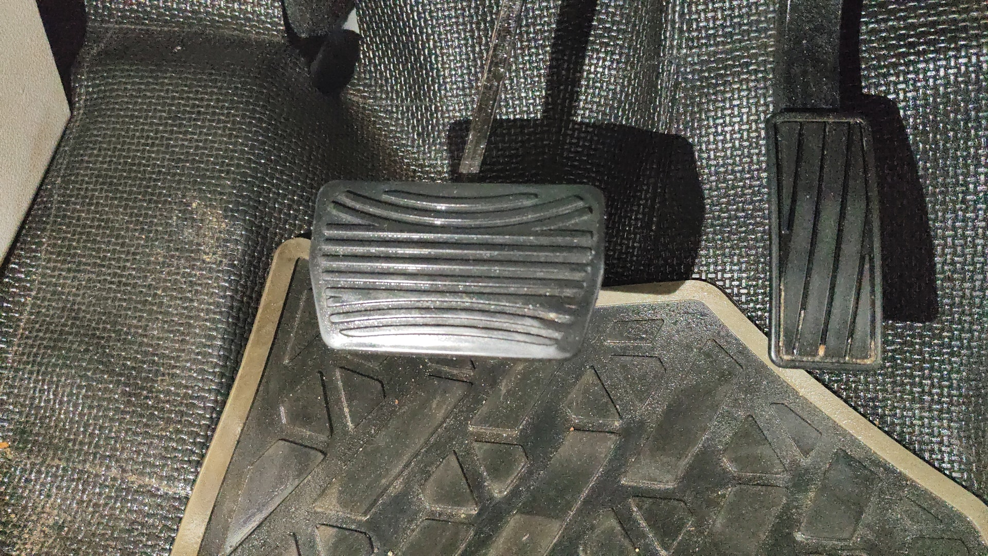 Used 2023 Mahindra XUV300 Used 2023 Mahindra XUV300