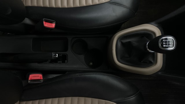 View Hyundai Grand i10 Image 38 Used Hyundai Grand i10 Image 38