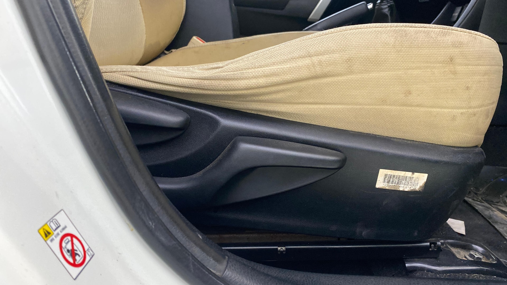 View 2018 Toyota Corolla Altis 1.8 GL Image 18 Used 2018 Toyota Corolla Altis 1.8 GL Image 18