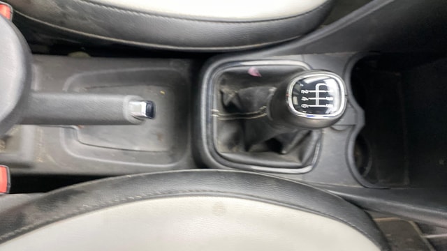 View Skoda Rapid Image 38 Used Skoda Rapid Image 38