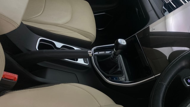 View MG Hector Image 41 Used MG Hector Image 41
