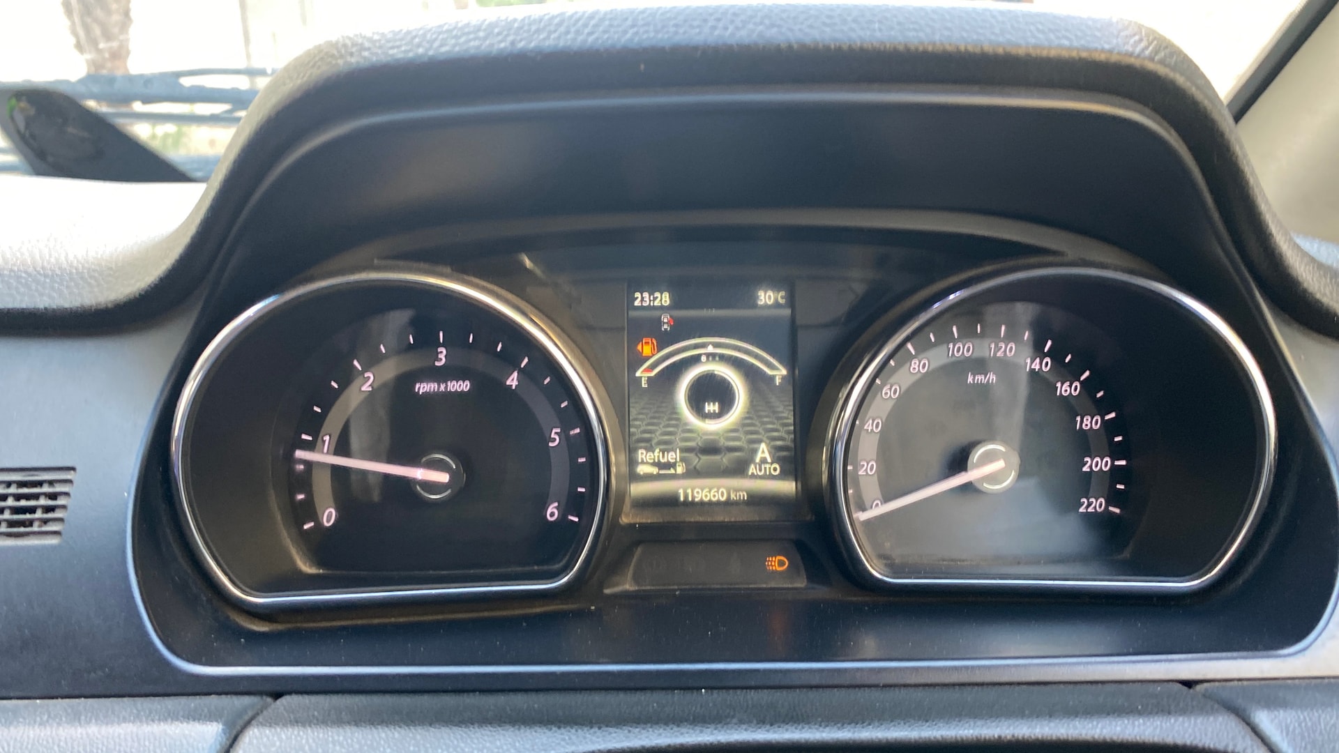 View 2020 Tata Hexa XT 4X2 Image 22 Used 2020 Tata Hexa XT 4X2 Image 22