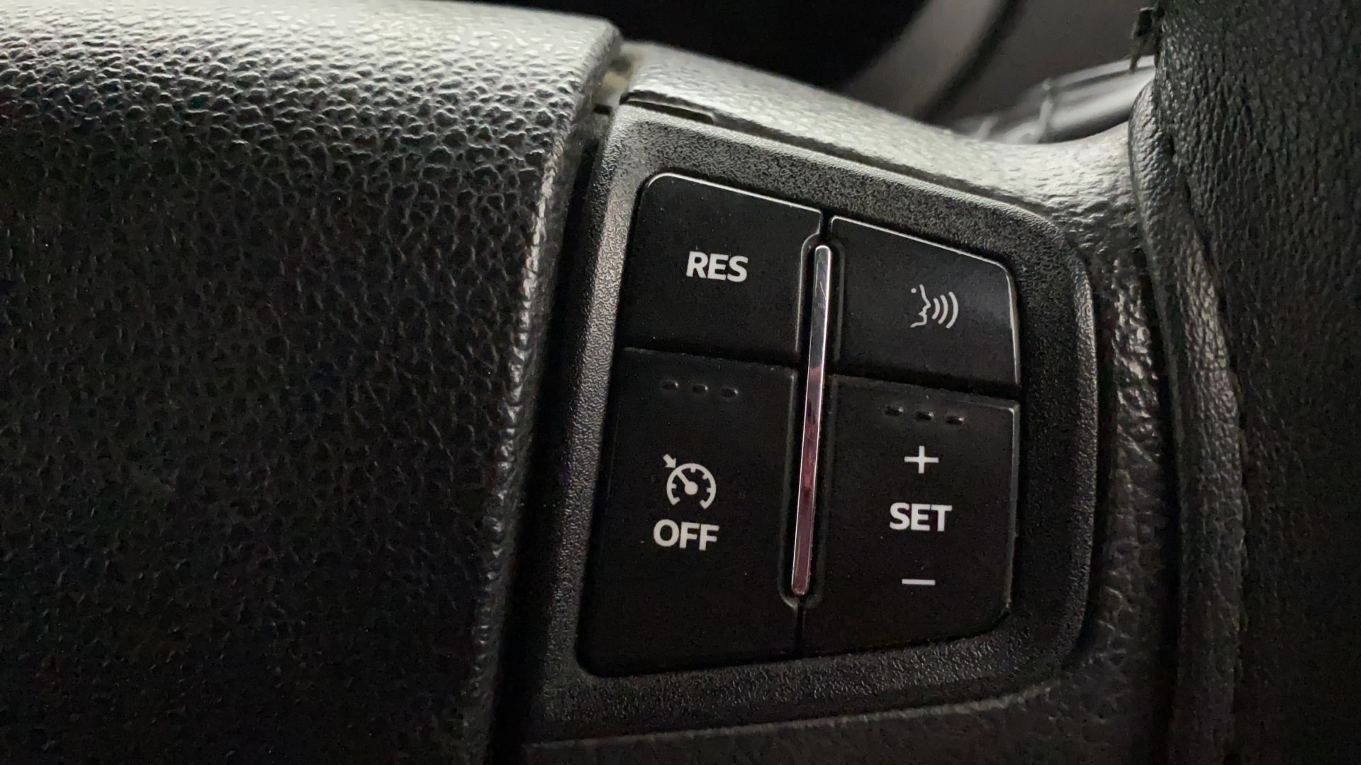 View 2023 Mahindra Thar AX Standard Manual Soft Top 6 Seater Image 3 Used 2023 Mahindra Thar AX Standard Manual Soft Top 6 Seater Image 3