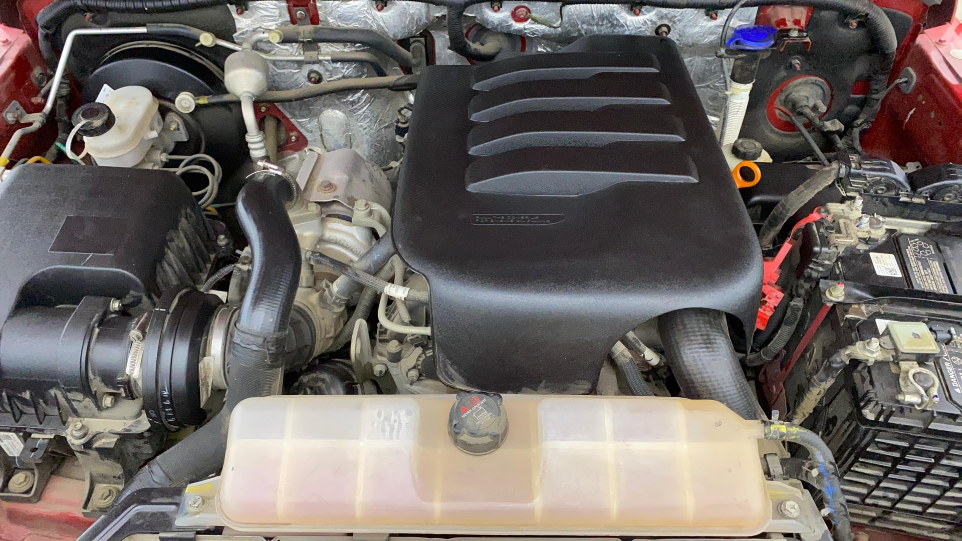 View 2023 Mahindra Thar AX Standard Manual Soft Top 6 Seater Image 40 Used 2023 Mahindra Thar AX Standard Manual Soft Top 6 Seater Image 40