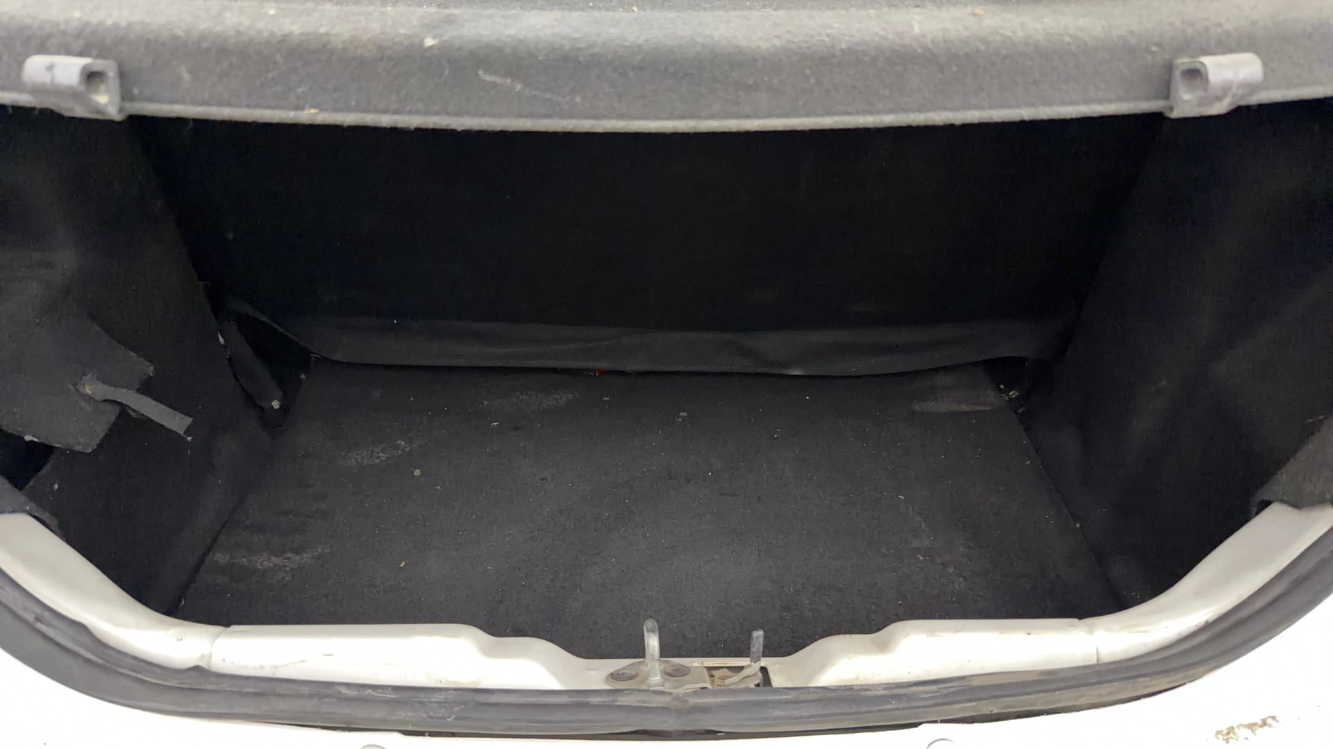 View 2022 Tata Tiago Revotorq XB Image 10 Used 2022 Tata Tiago Revotorq XB Image 10