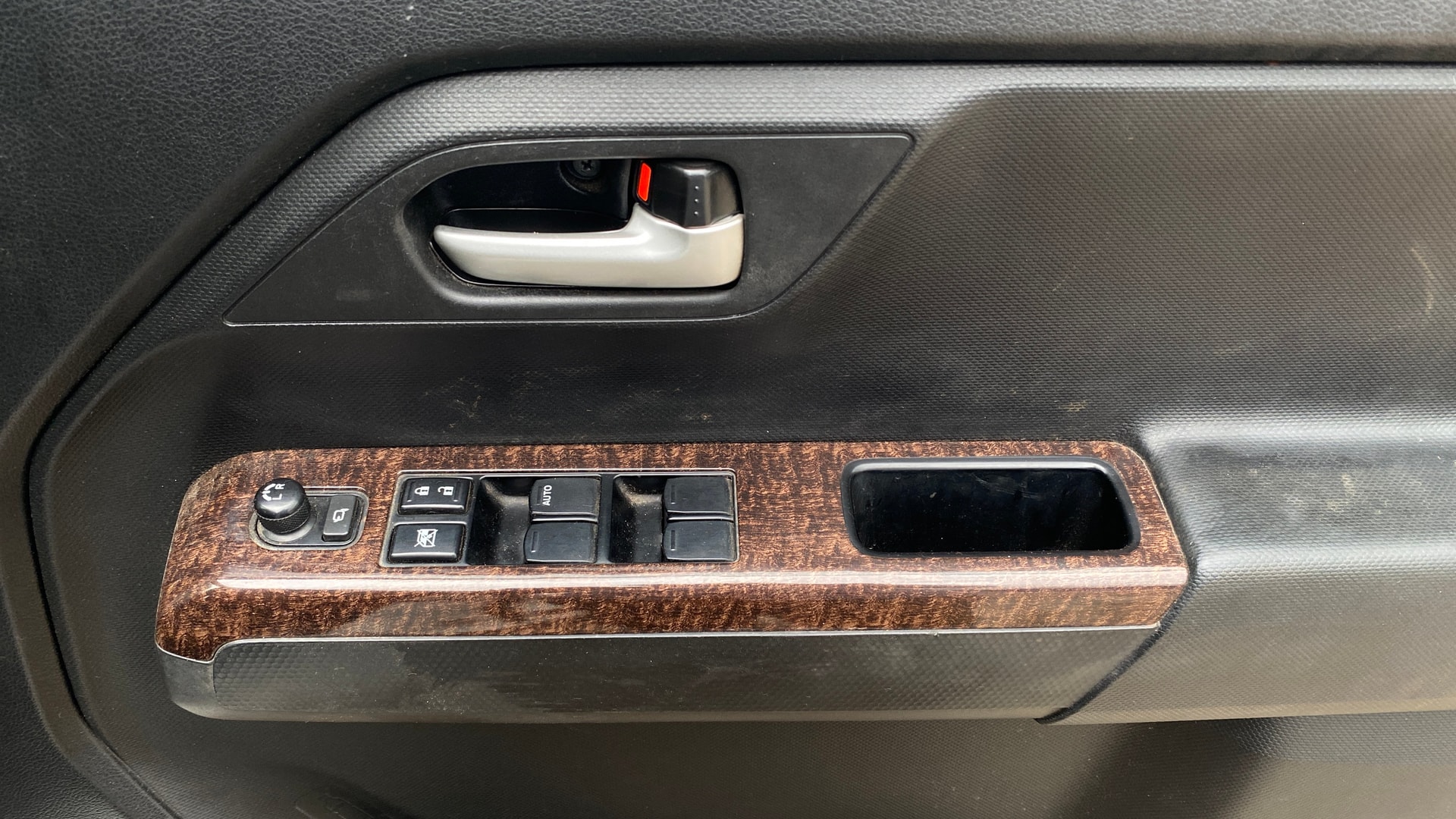 View 2019 Maruti Suzuki 1000 Base Variant Image 33 Used 2019 Maruti Suzuki 1000 Base Variant Image 33