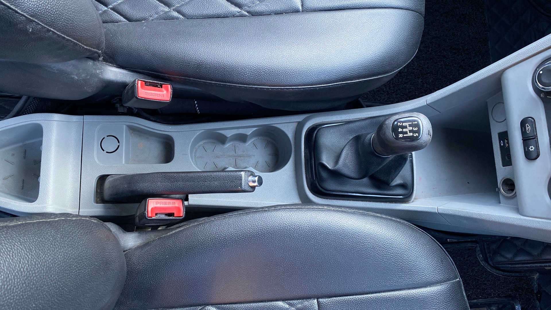 View 2020 Tata Tiago Revotorq XB Image 38 Used 2020 Tata Tiago Revotorq XB Image 38
