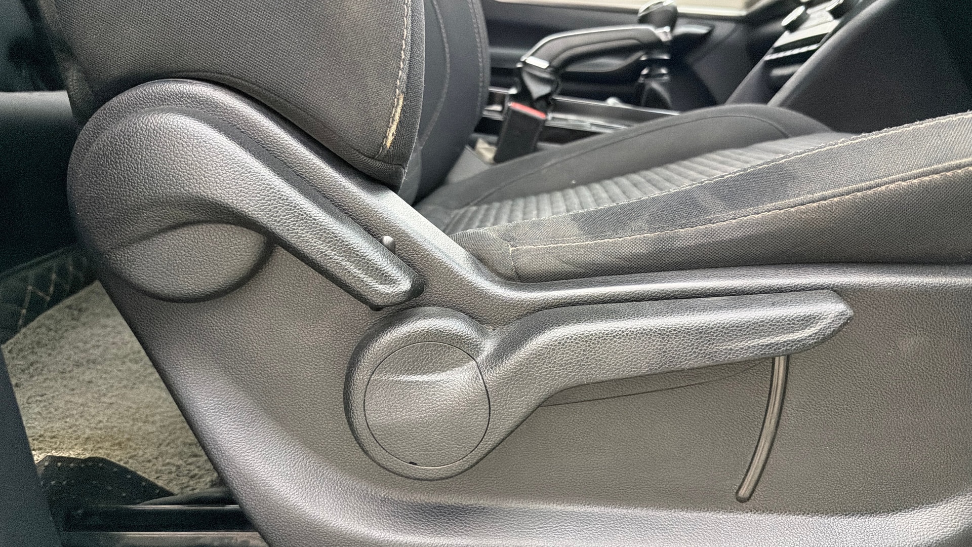 Used 2022 Mahindra XUV700 Used 2022 Mahindra XUV700