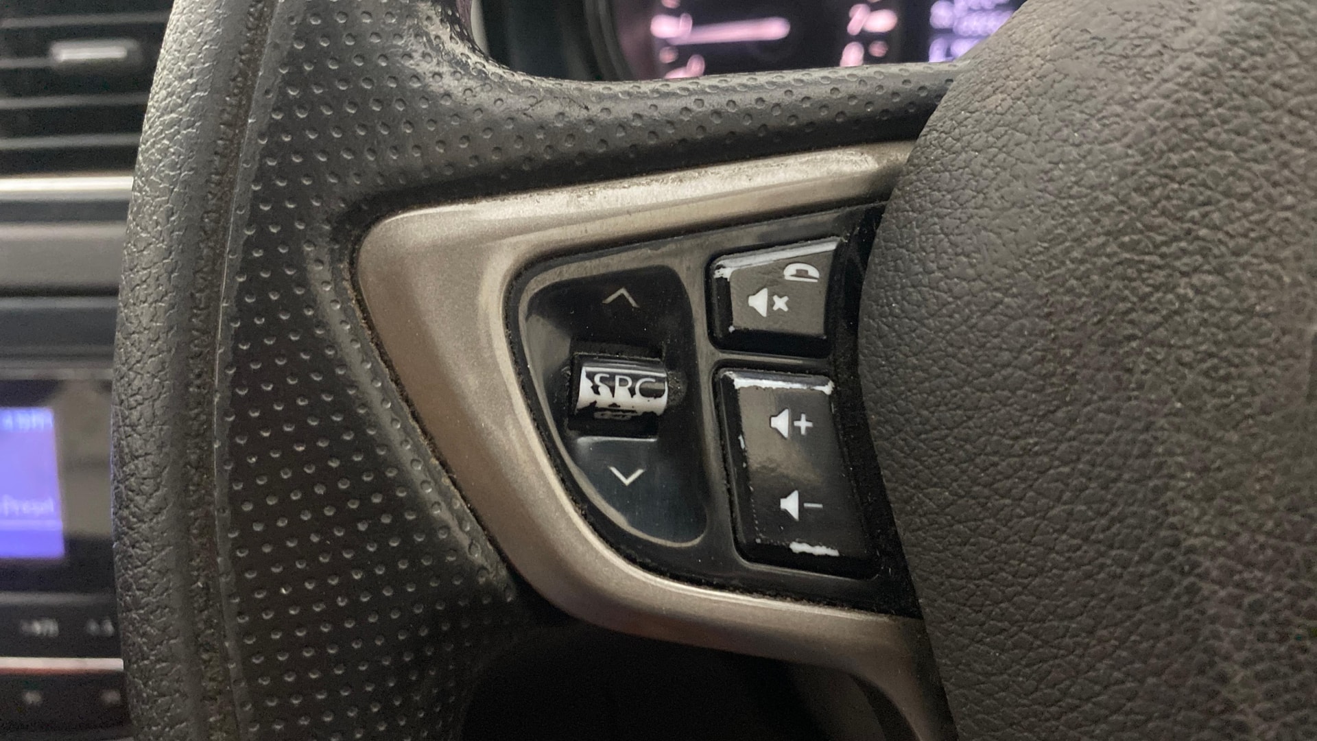 View 2015 Tata Bolt XE Quadrajet 75PS Diesel Image 3 Used 2015 Tata Bolt XE Quadrajet 75PS Diesel Image 3