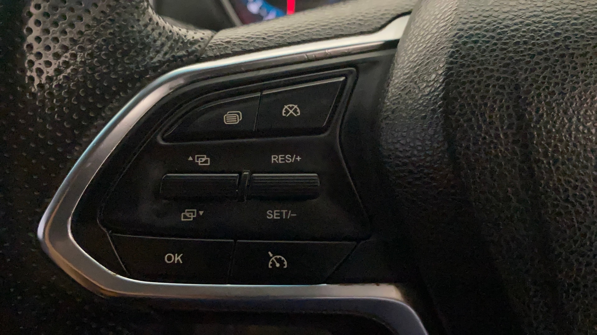 View 2020 MG Hector Sharp Diesel Image 3 Used 2020 MG Hector Sharp Diesel Image 3