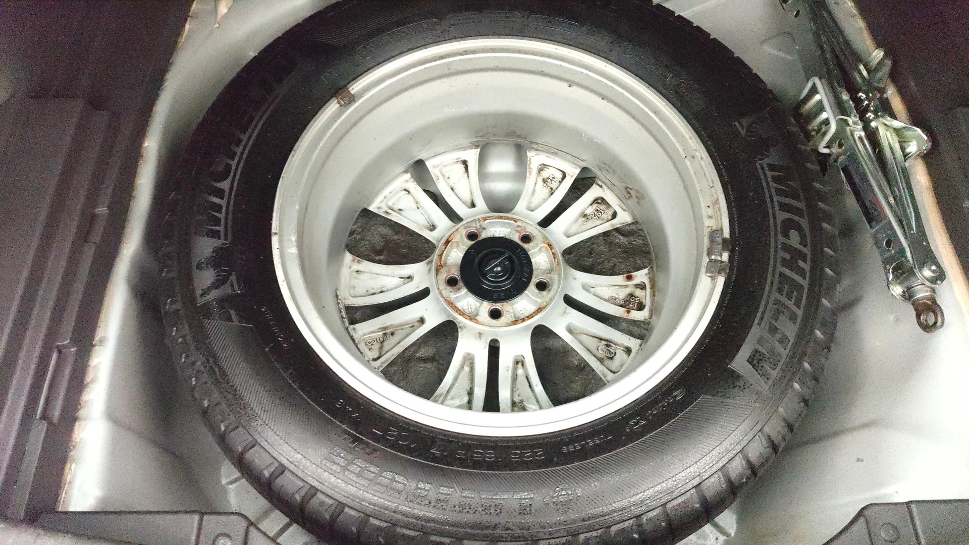 View 2015 Honda CR-V 2.0L AT Petrol Image 17 Used 2015 Honda CR-V 2.0L AT Petrol Image 17