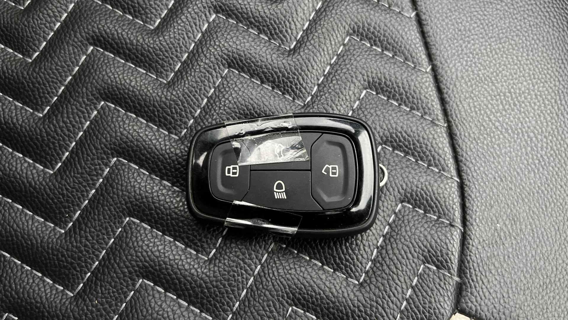 View 2021 Tata Nexon Revotron XE Image 27 Used 2021 Tata Nexon Revotron XE Image 27