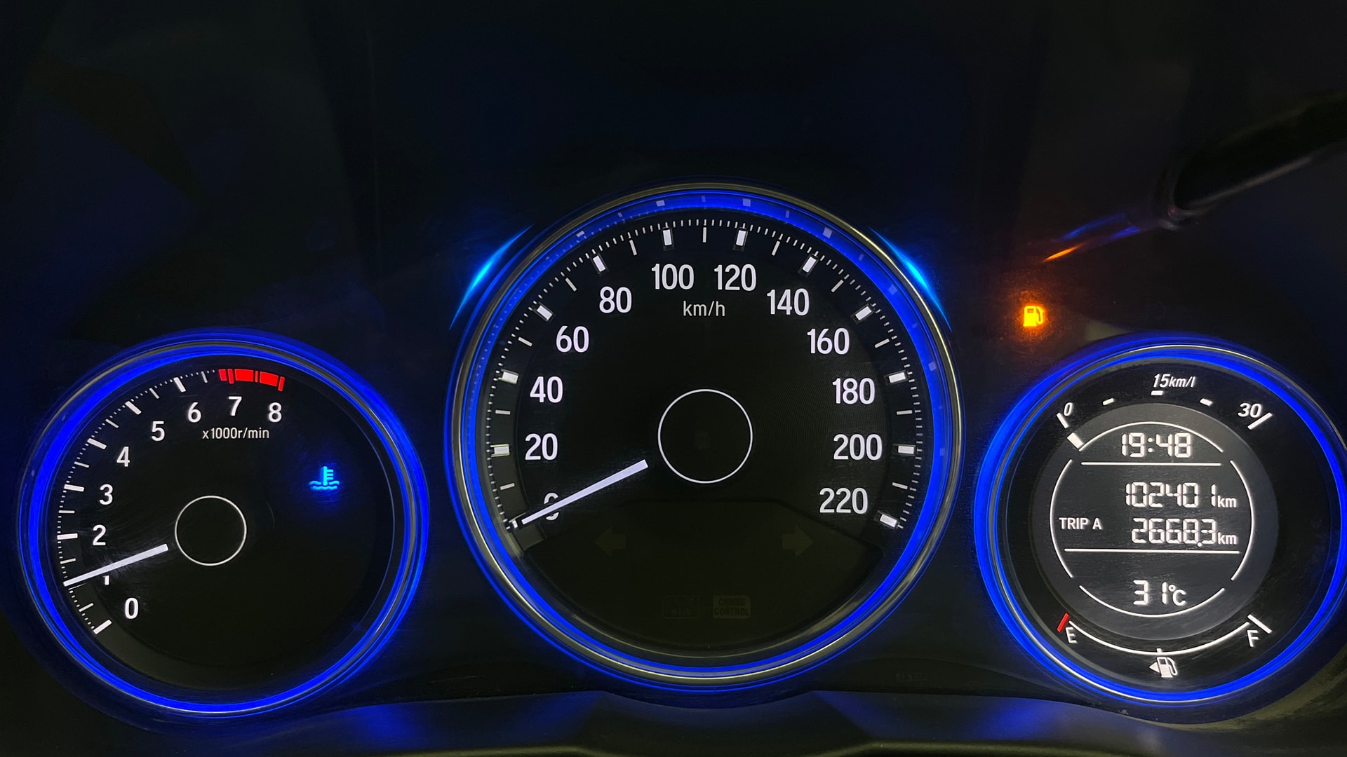 View 2015 Honda City ZX MT Diesel Anniversary Edition Image 35 Used 2015 Honda City ZX MT Diesel Anniversary Edition Image 35