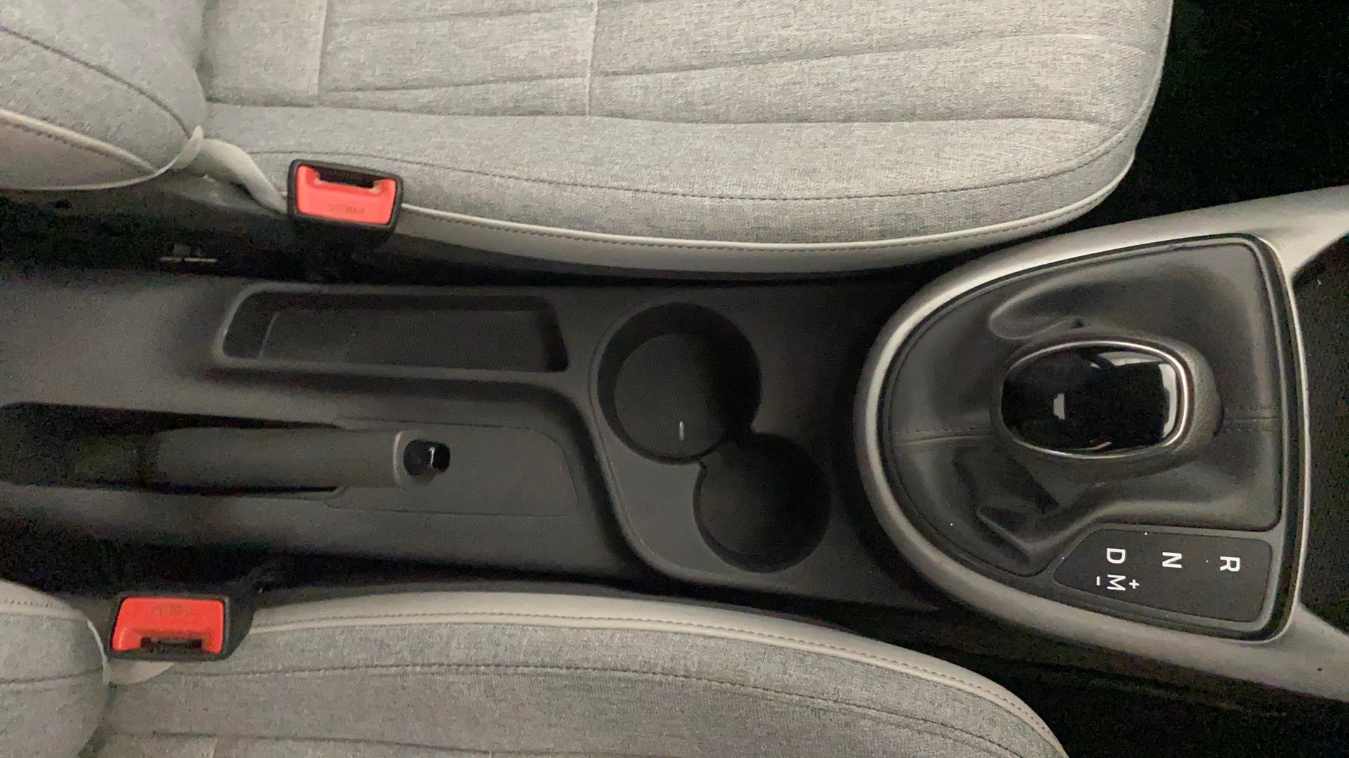 View 2019 Hyundai Grand i10 Nios Sportz Petrol AMT Image 38 Used 2019 Hyundai Grand i10 Nios Sportz Petrol AMT Image 38
