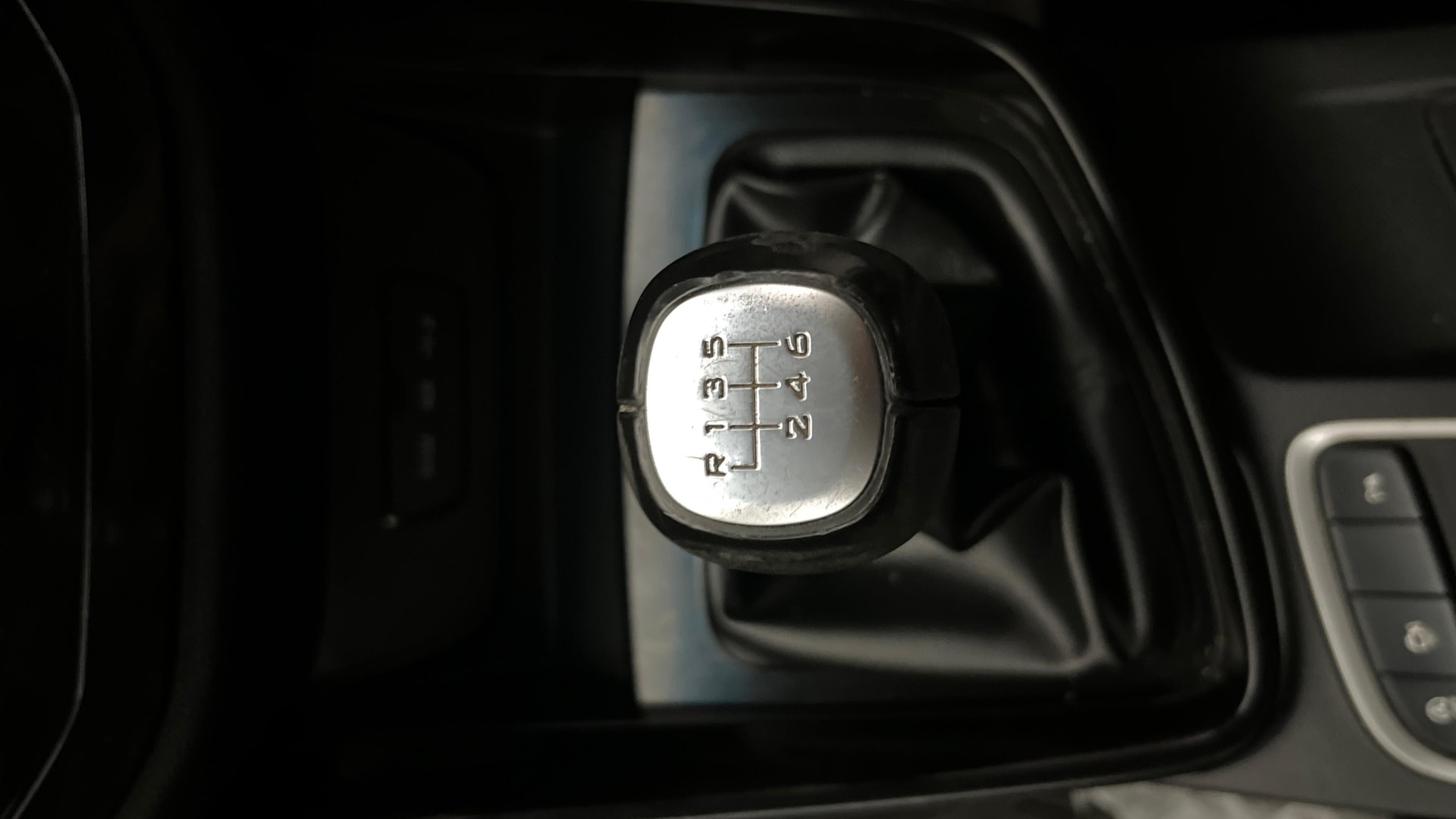 View 2020 MG Hector Sharp Hybrid BS IV Image 41 Used 2020 MG Hector Sharp Hybrid BS IV Image 41