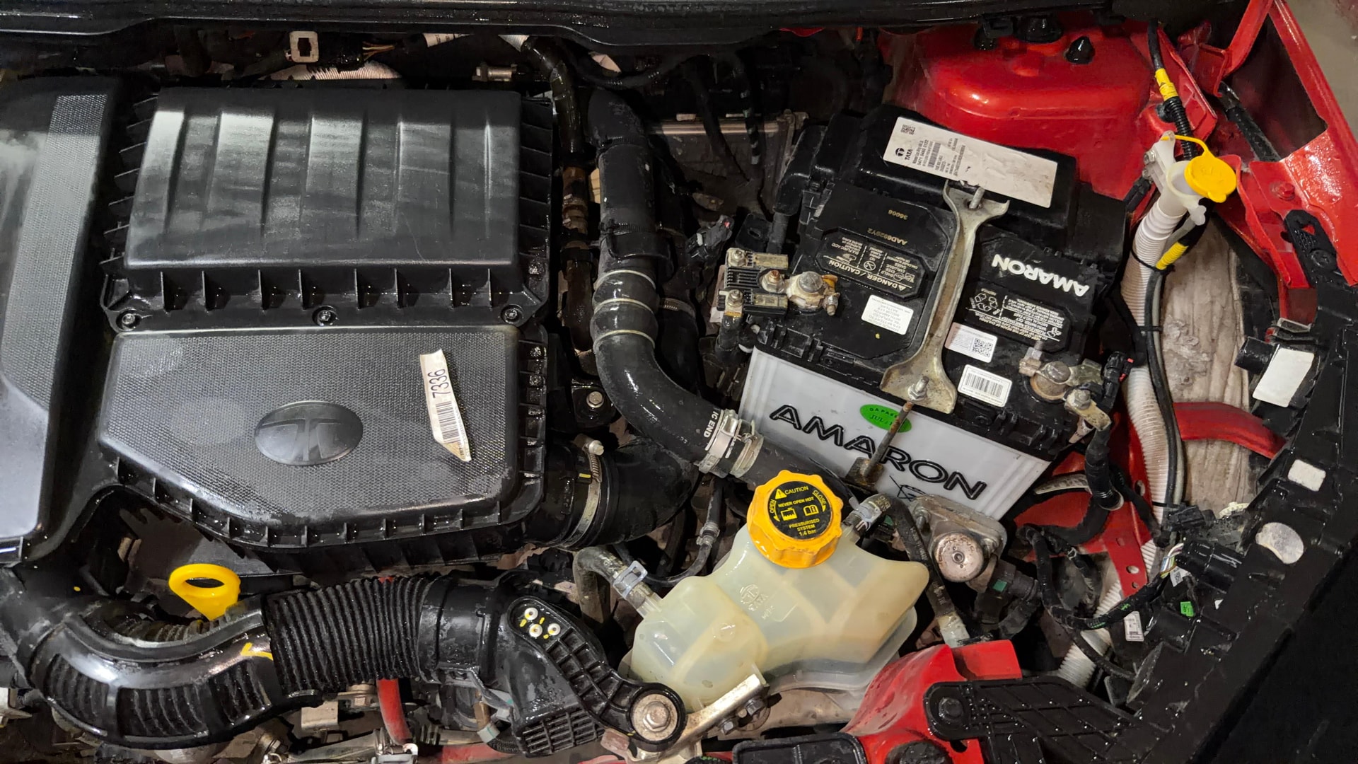 View 2024 Tata Curvv Smart 1.2 Revotron Petrol 6MT Image 29 Used 2024 Tata Curvv Smart 1.2 Revotron Petrol 6MT Image 29